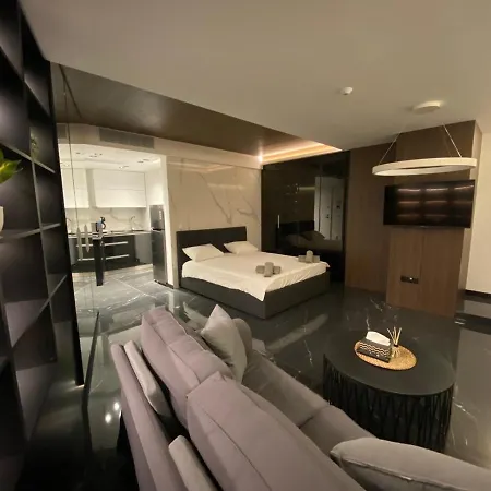 Apartment Paradise Lux